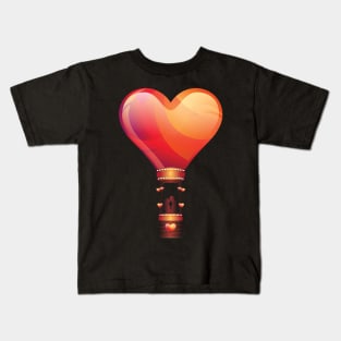 LOVE COUPLE IN A HOT AIR BALLOON Kids T-Shirt